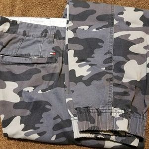 Tommy Hilfiger cargo